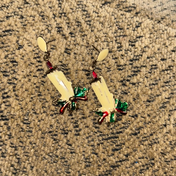 EUC vintage candle holiday earrings. 2” x .75” stud earring off white red green - Picture 1 of 6